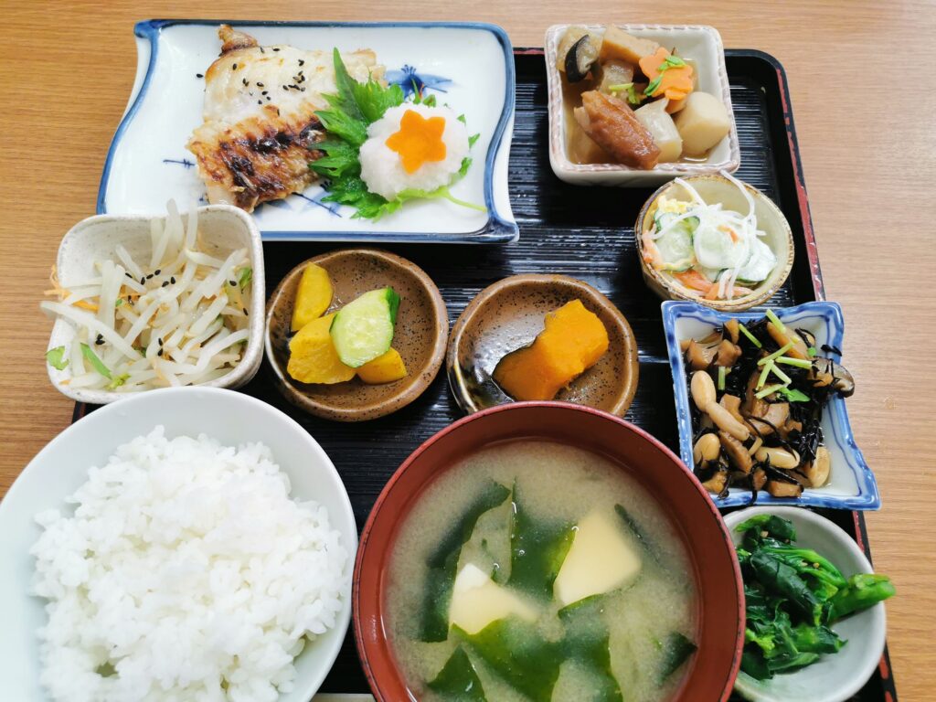 金沢 大杉 定食屋さんの日替わりランチ 800円