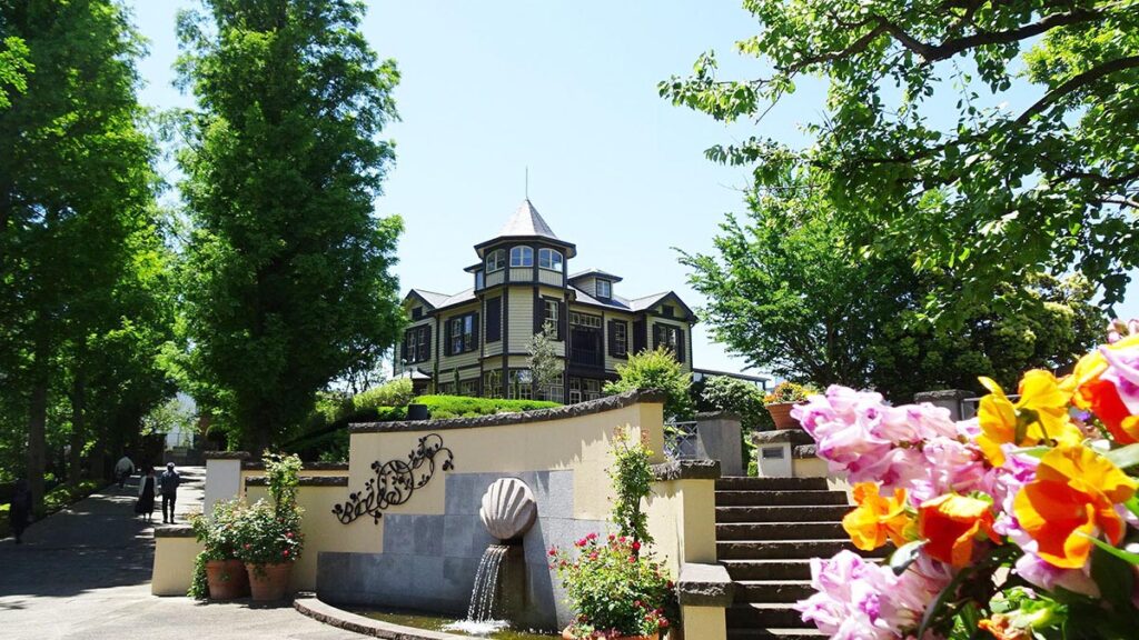 外交官の家 外観